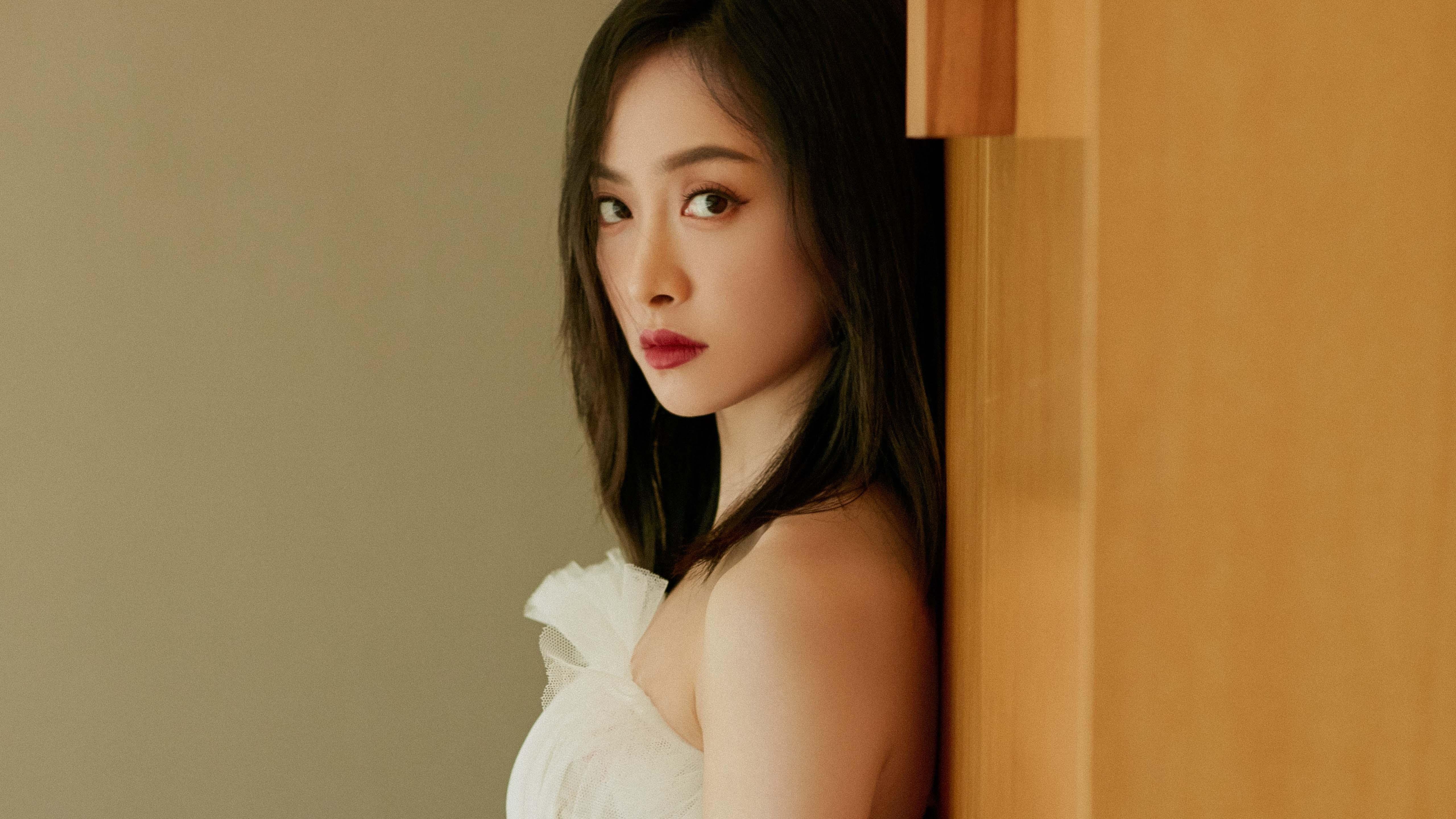 LEYU SPORTS中国官方网站-特色篮球运动装备审美创新，满足青少年多样化需求，篮球运动基本装备