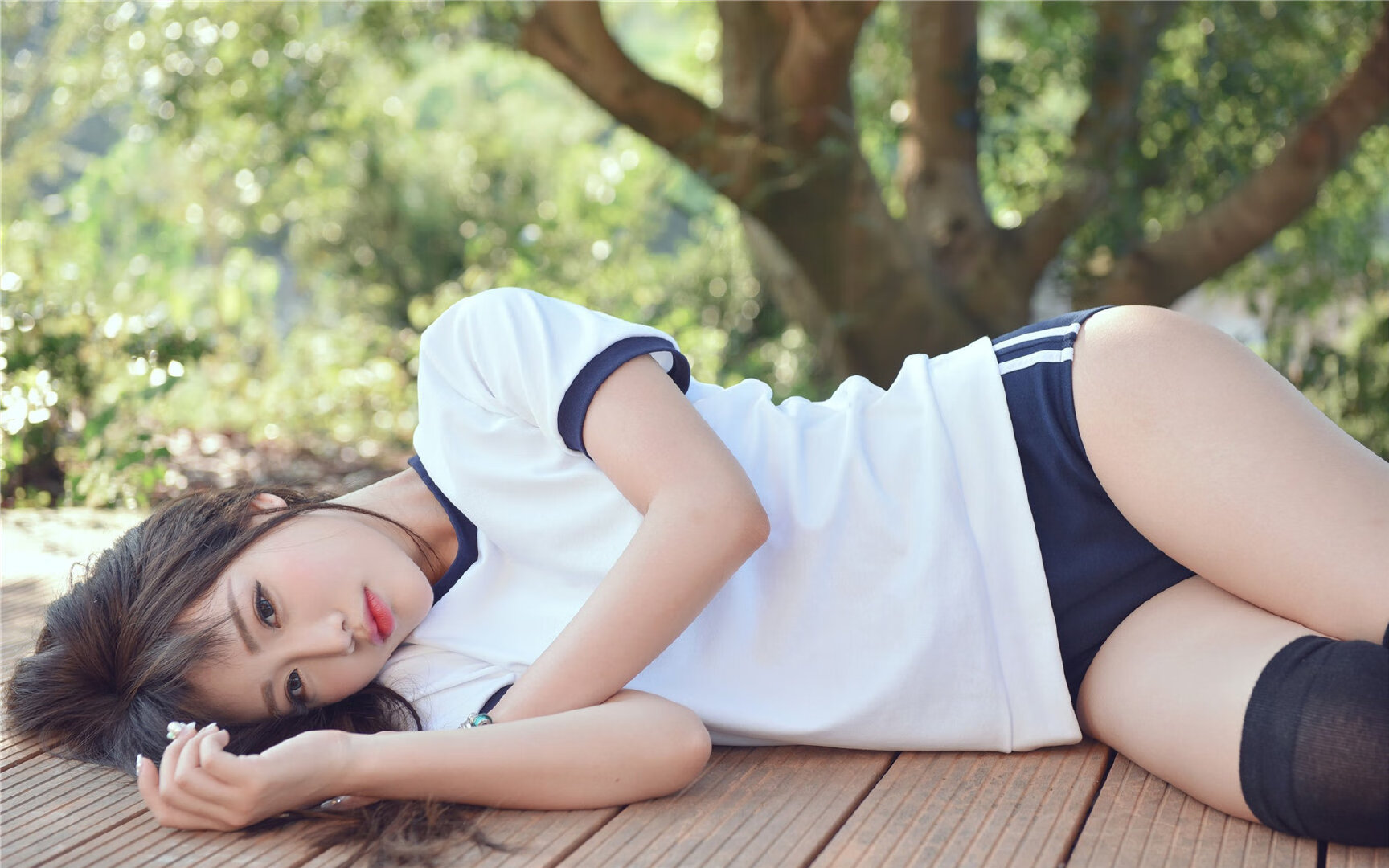 乐鱼官网-职业球员参与社区足球是否多，职业球员可以参加业余比赛吗