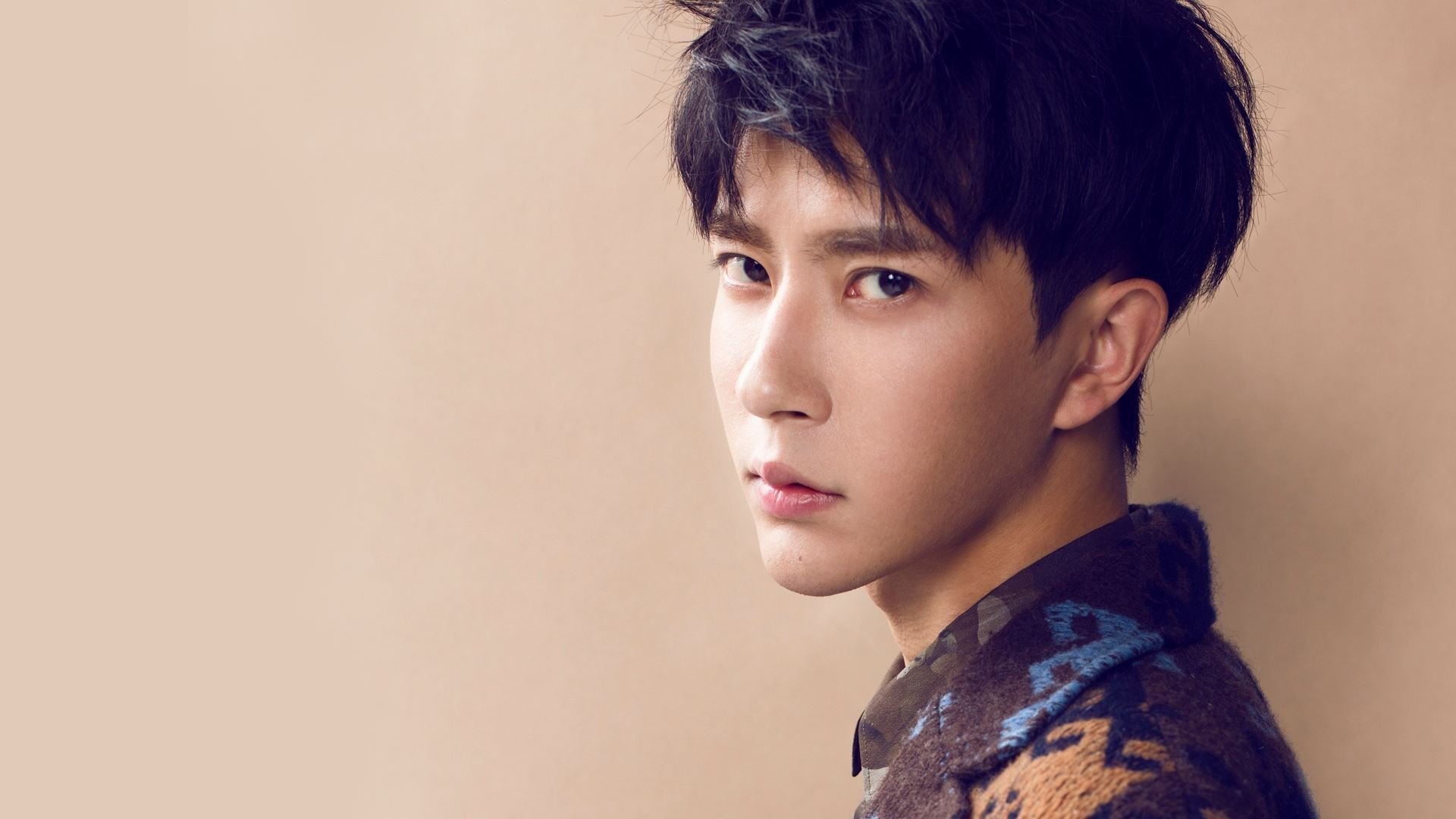 乐鱼体育平台官网-西甲裁判语境处理系统提升多语言比赛交流一致性成效评估，西甲裁判服装