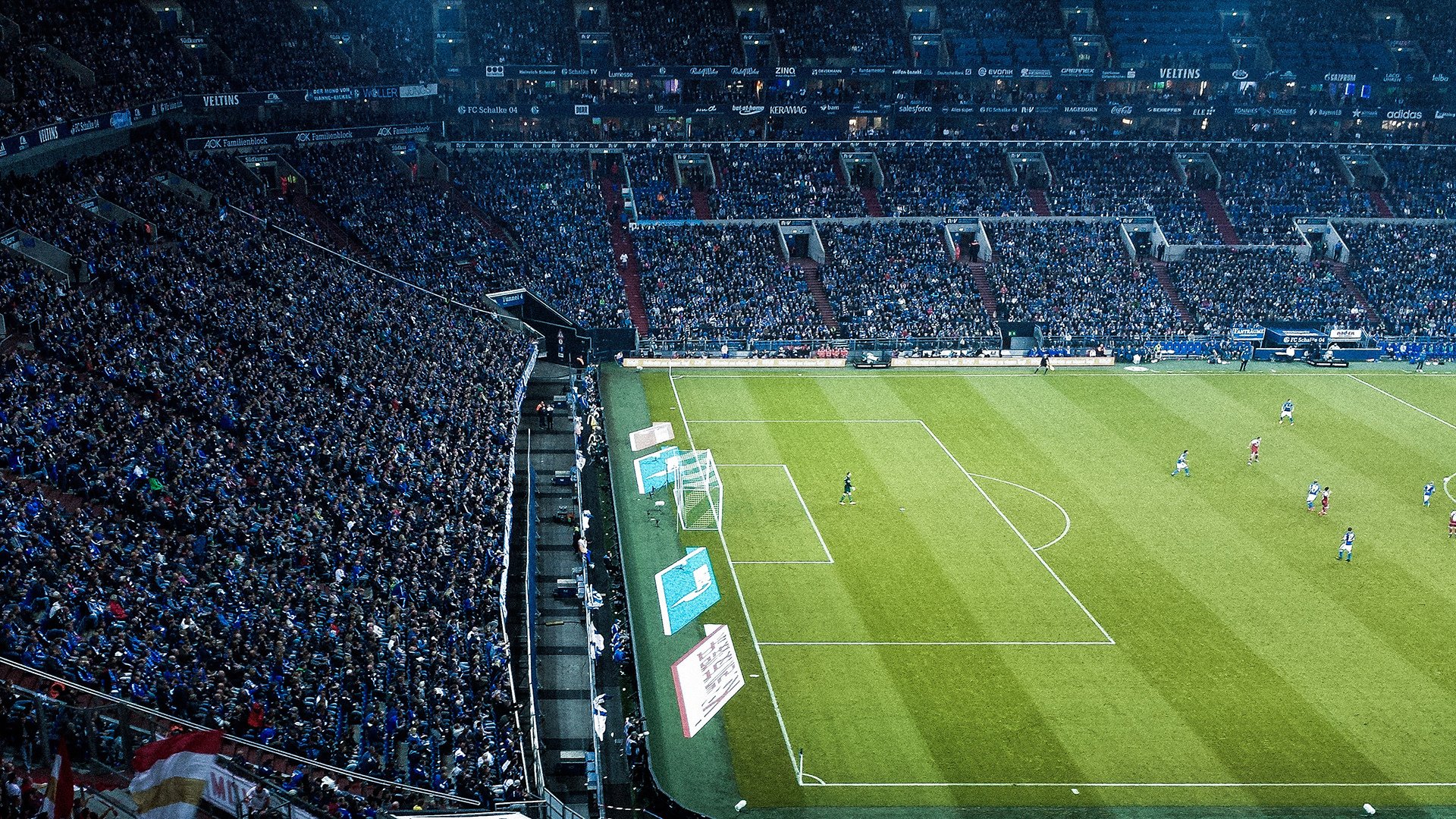 乐鱼网页版-“德甲新兴队亮眼表现，冲击欧冠资格”，德乙新星