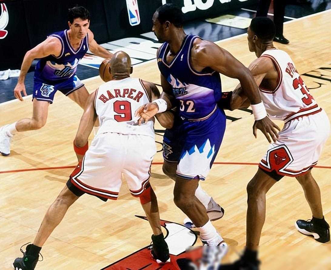 历史回顾:NBA的十个经典瞬间。 历史回顾:NBA的十个经典瞬间。