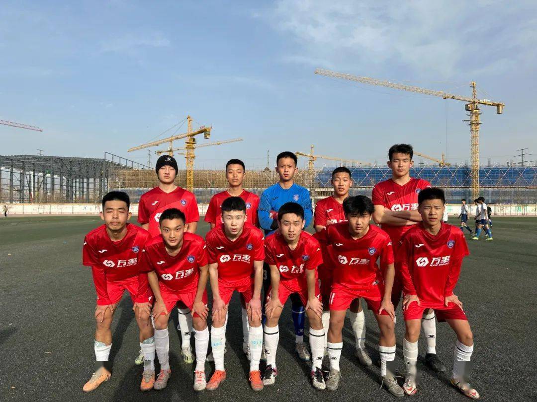 包含各大校园球队的表现，如何提升整体实力。的词条