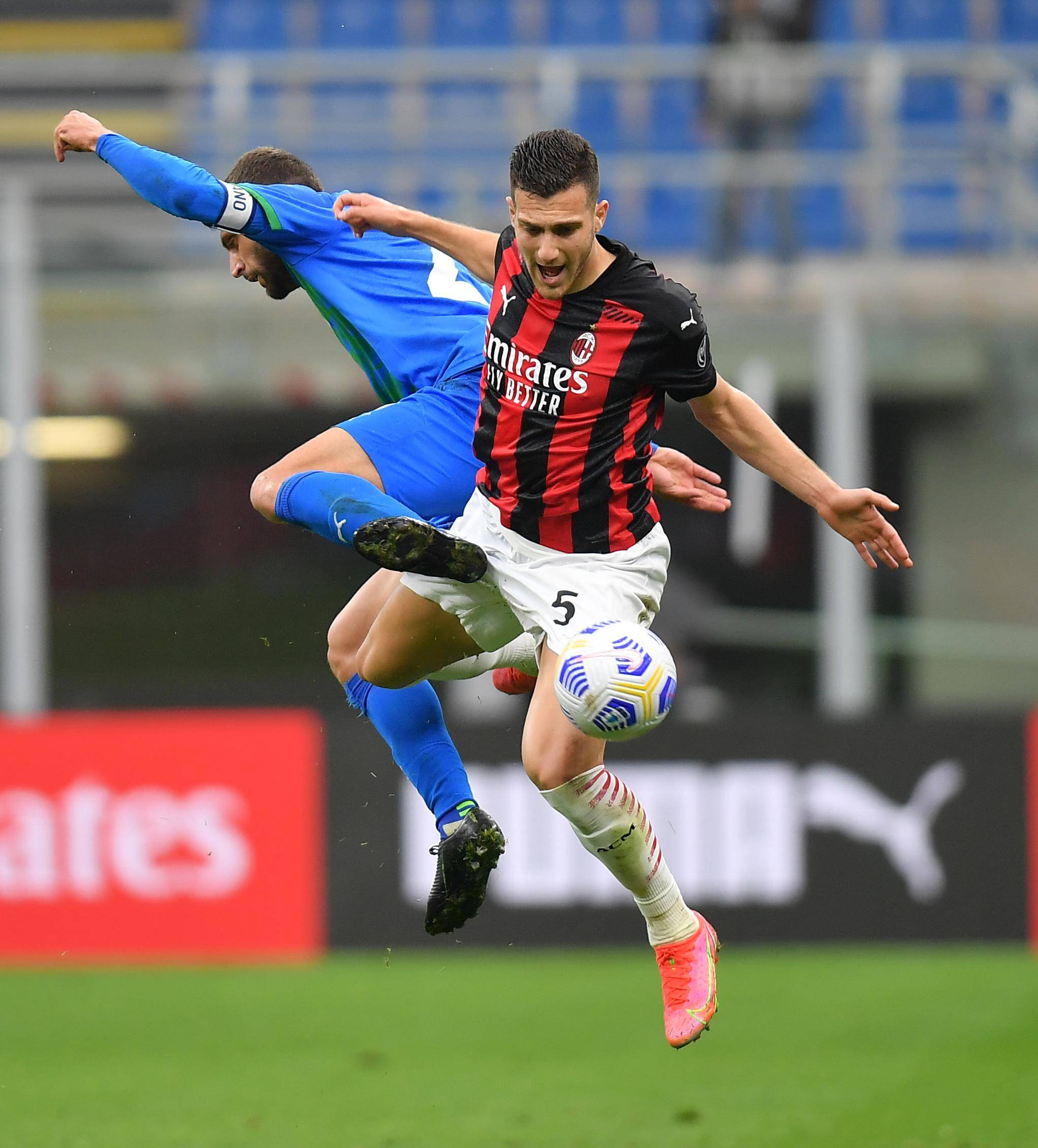 萨索洛新援加盟,为球队带来深化改变。的简单介绍 萨索洛新援加盟,为球队带来深化改变。的简单介绍